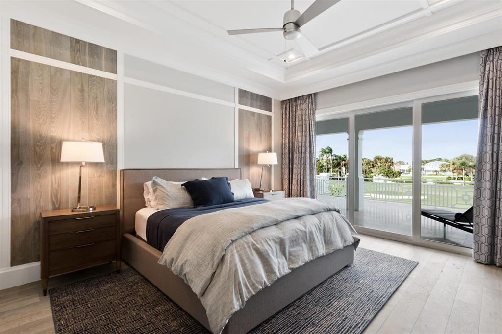 ROYAL PALM YACHT & COUNTRY CLUB - Residential