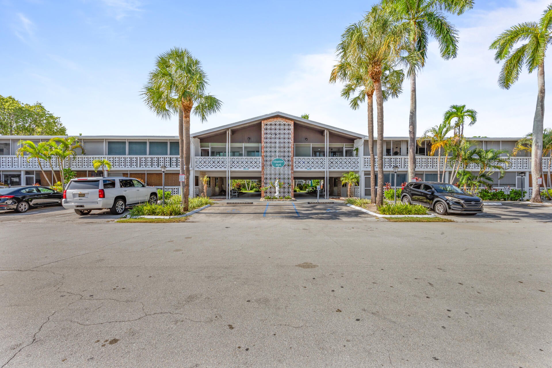 2151 NE 42nd Court 225