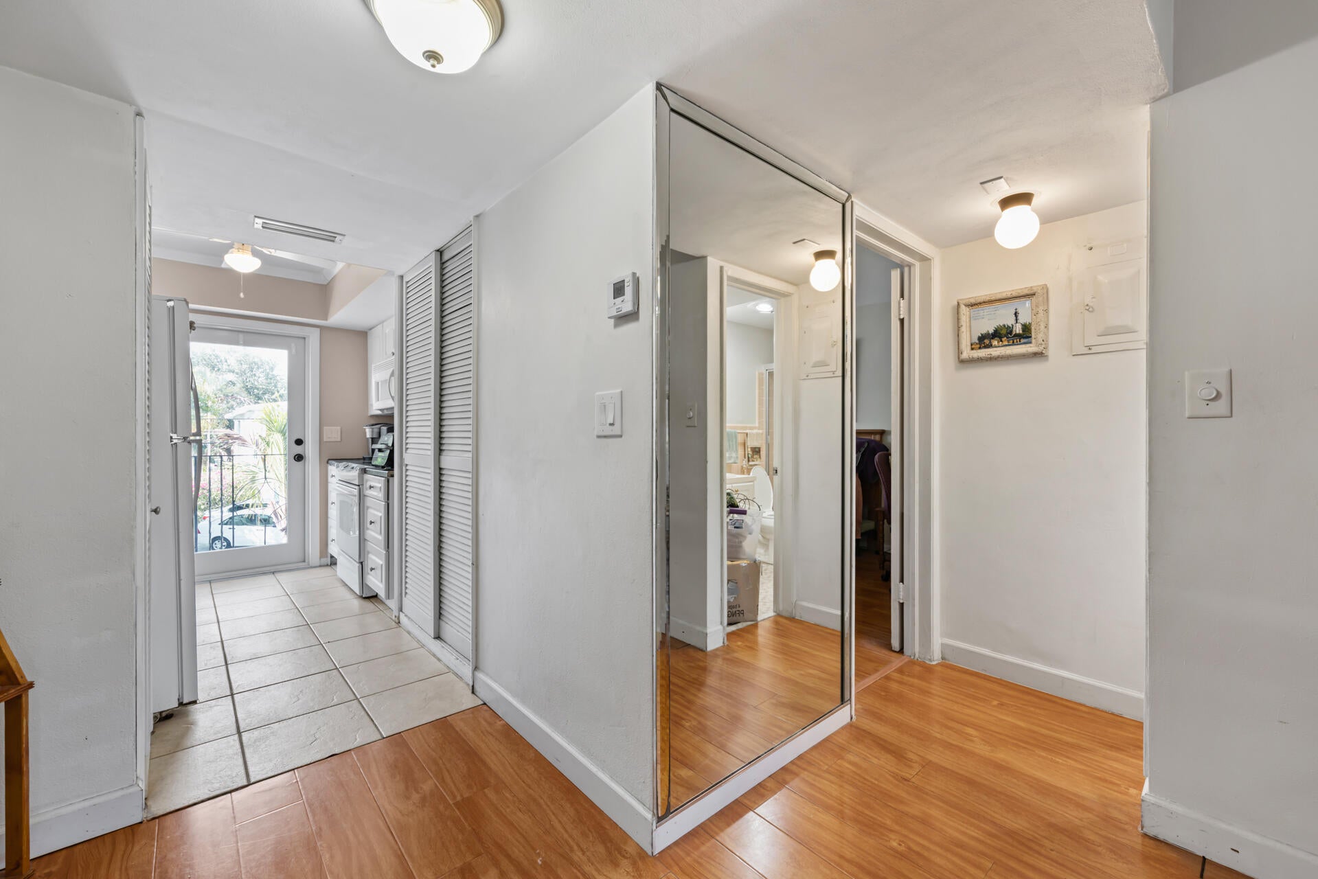 2151 NE 42nd Court 225