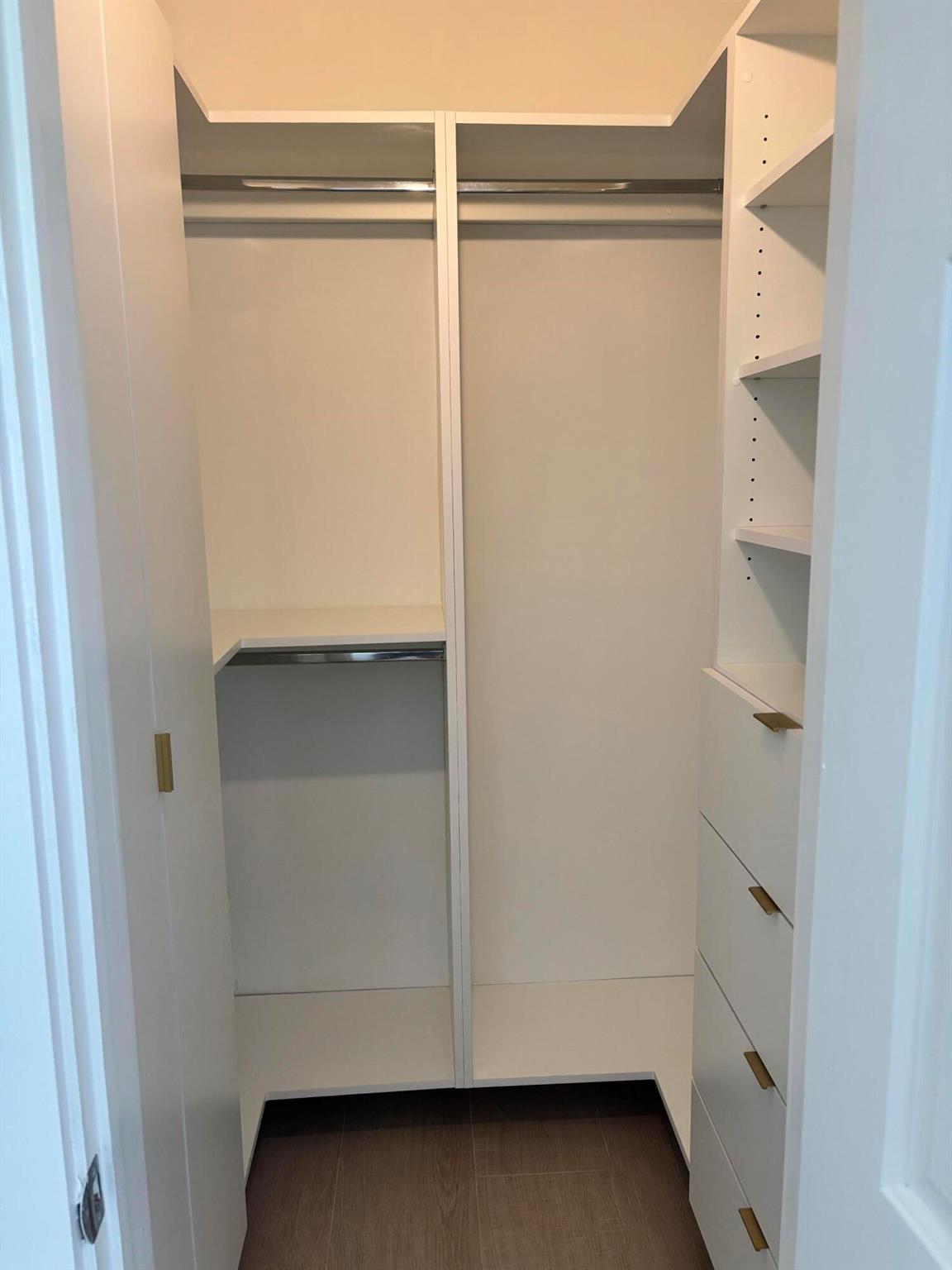 GULFSTREAM CONDO OF LAS O - Residential Lease