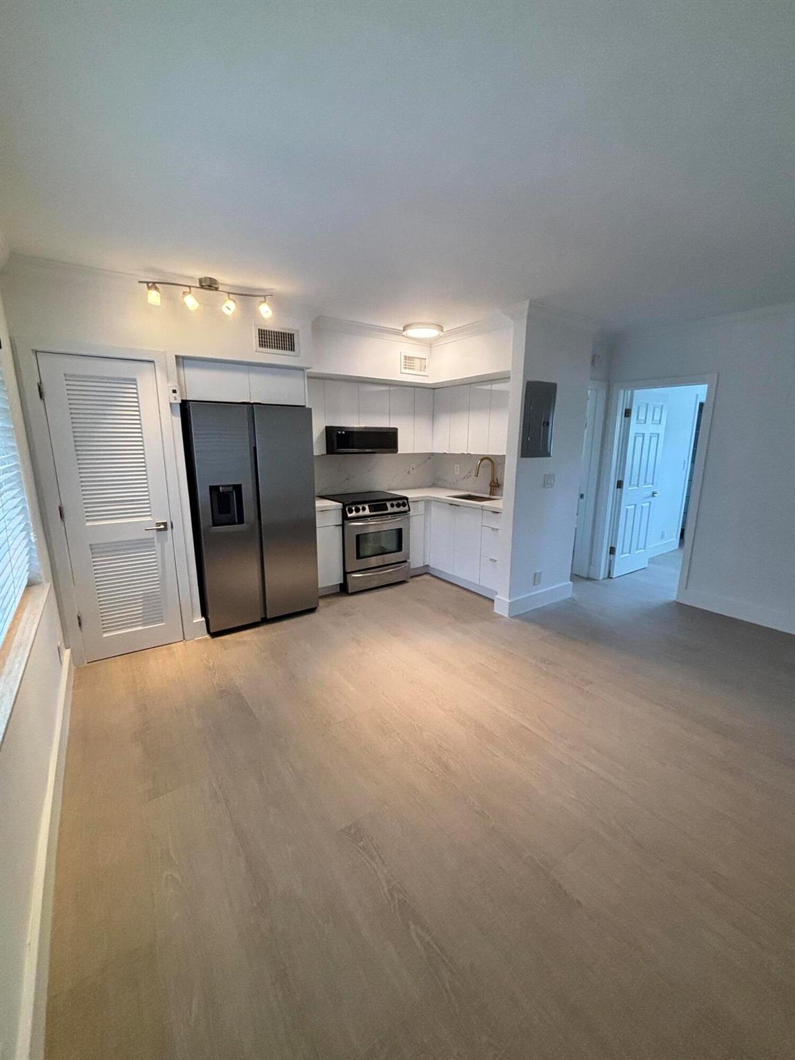 GULFSTREAM CONDO OF LAS O - Residential Lease