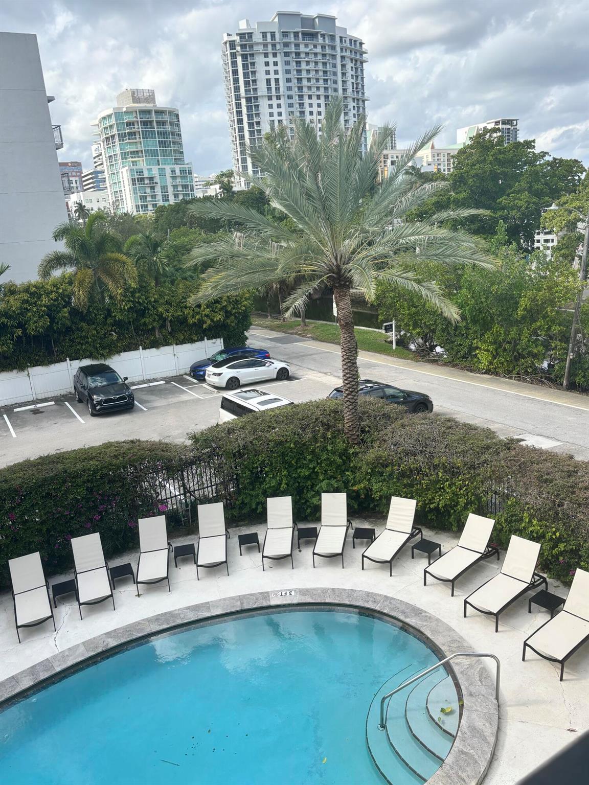 GULFSTREAM CONDO OF LAS O - Residential Lease