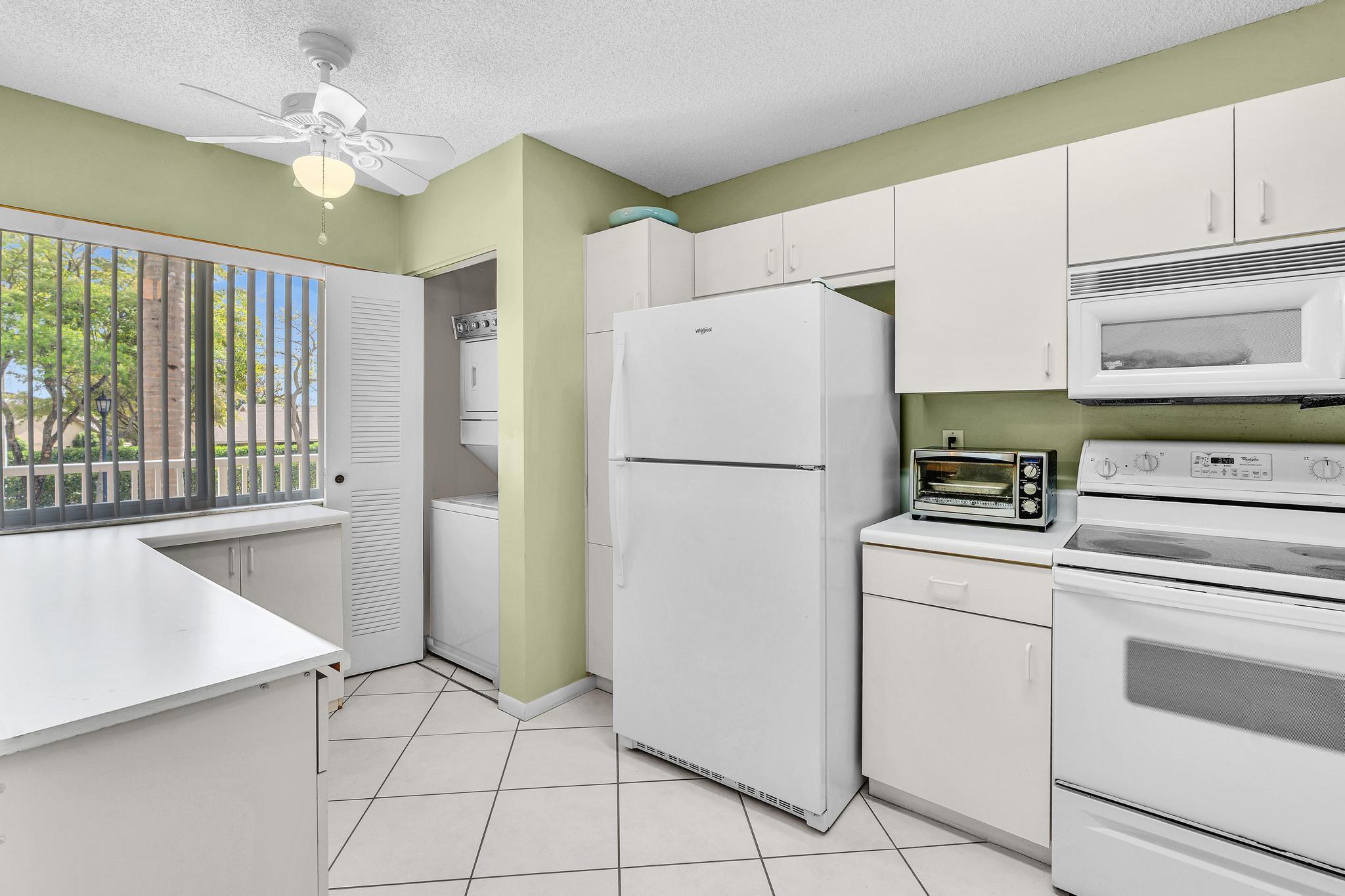 WELDON CONDOMINIUM I - Residential