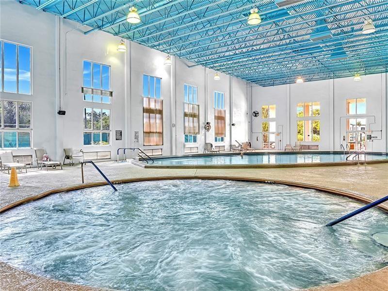 WELDON CONDOMINIUM I - Residential