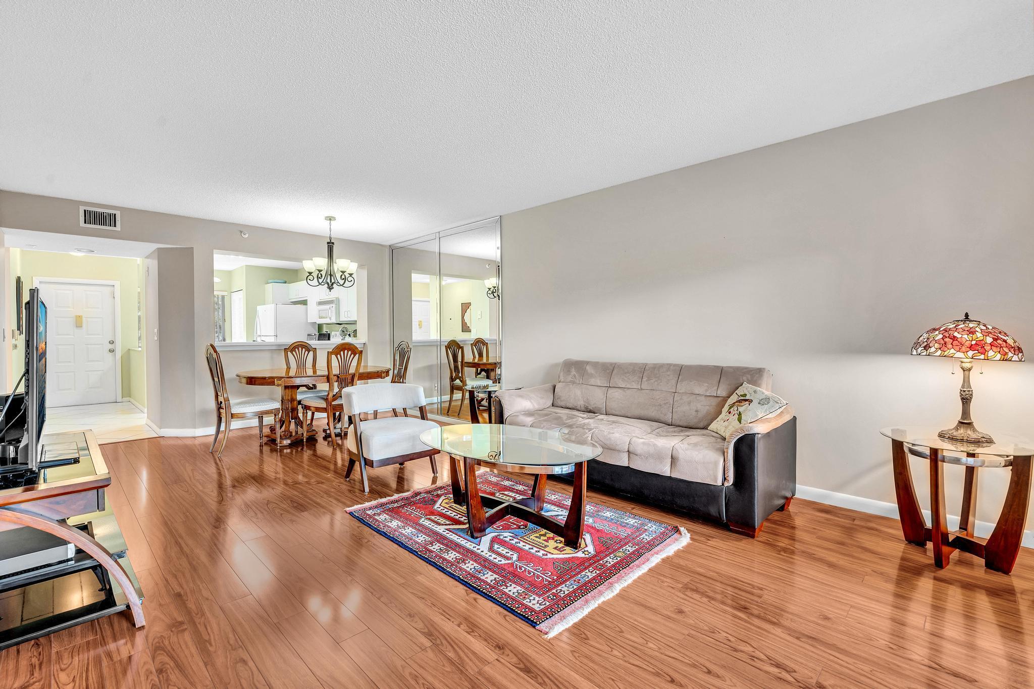 WELDON CONDOMINIUM I - Residential