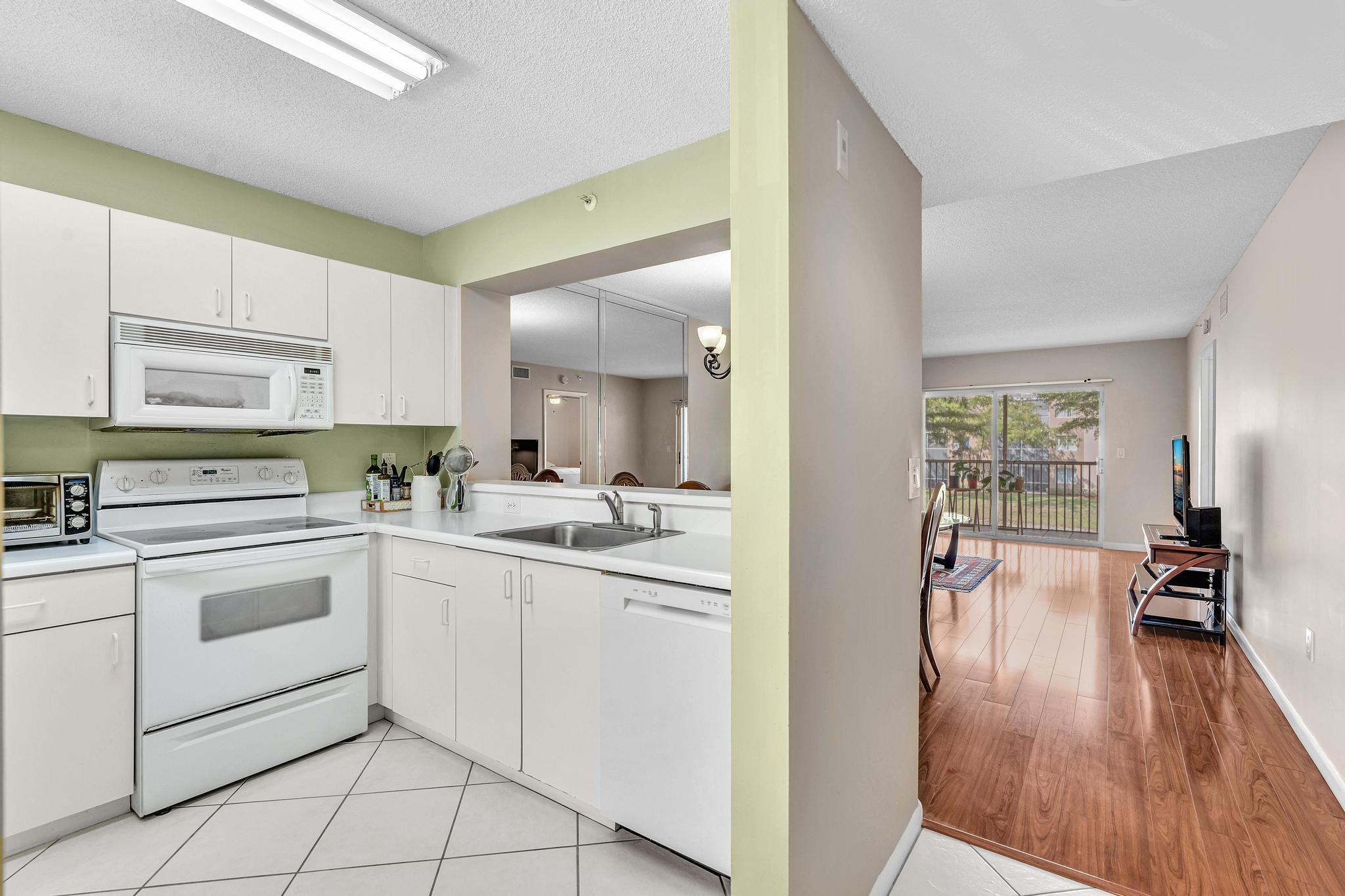 9537 Weldon Circle I213