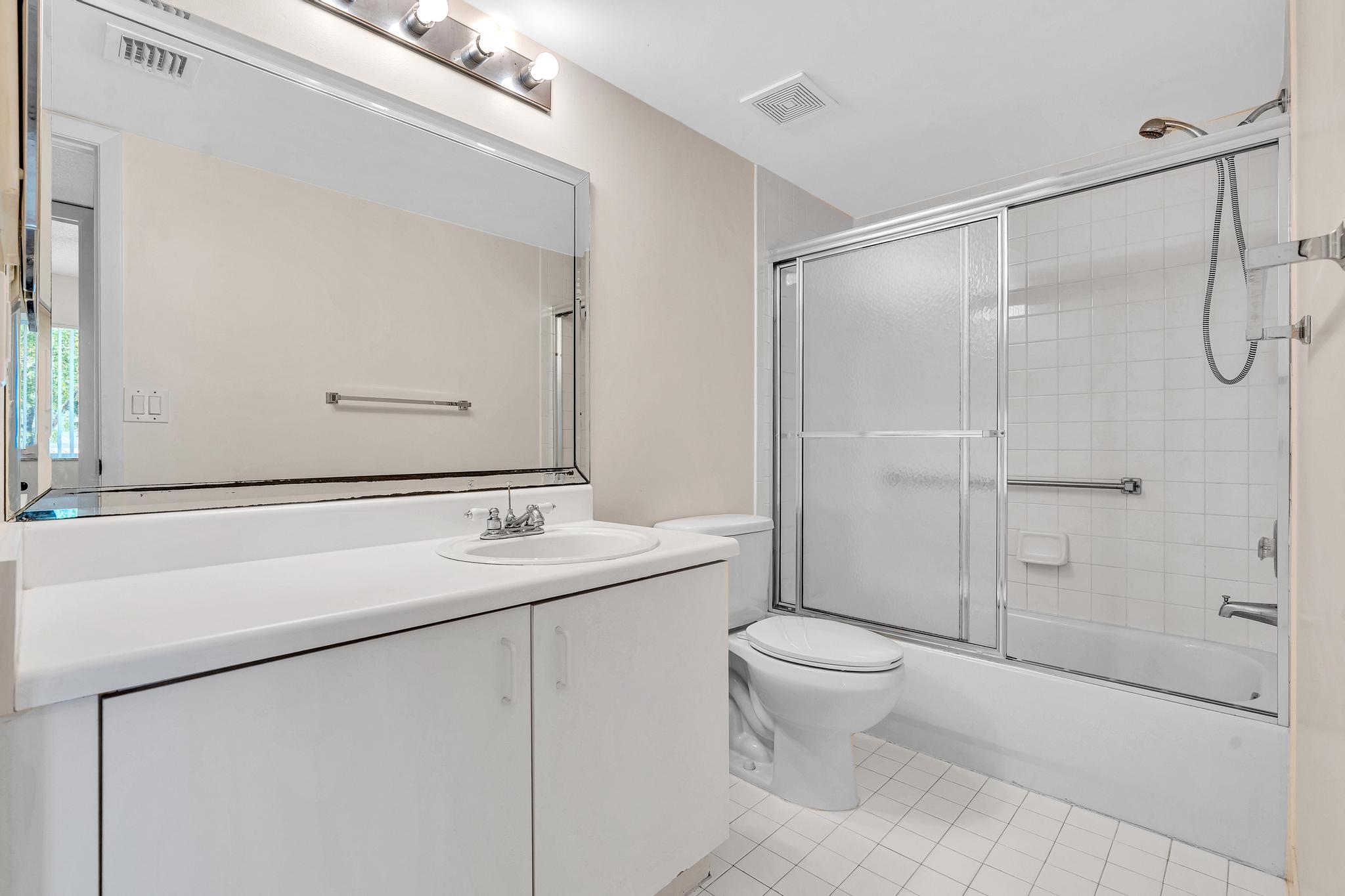 WELDON CONDOMINIUM I - Residential