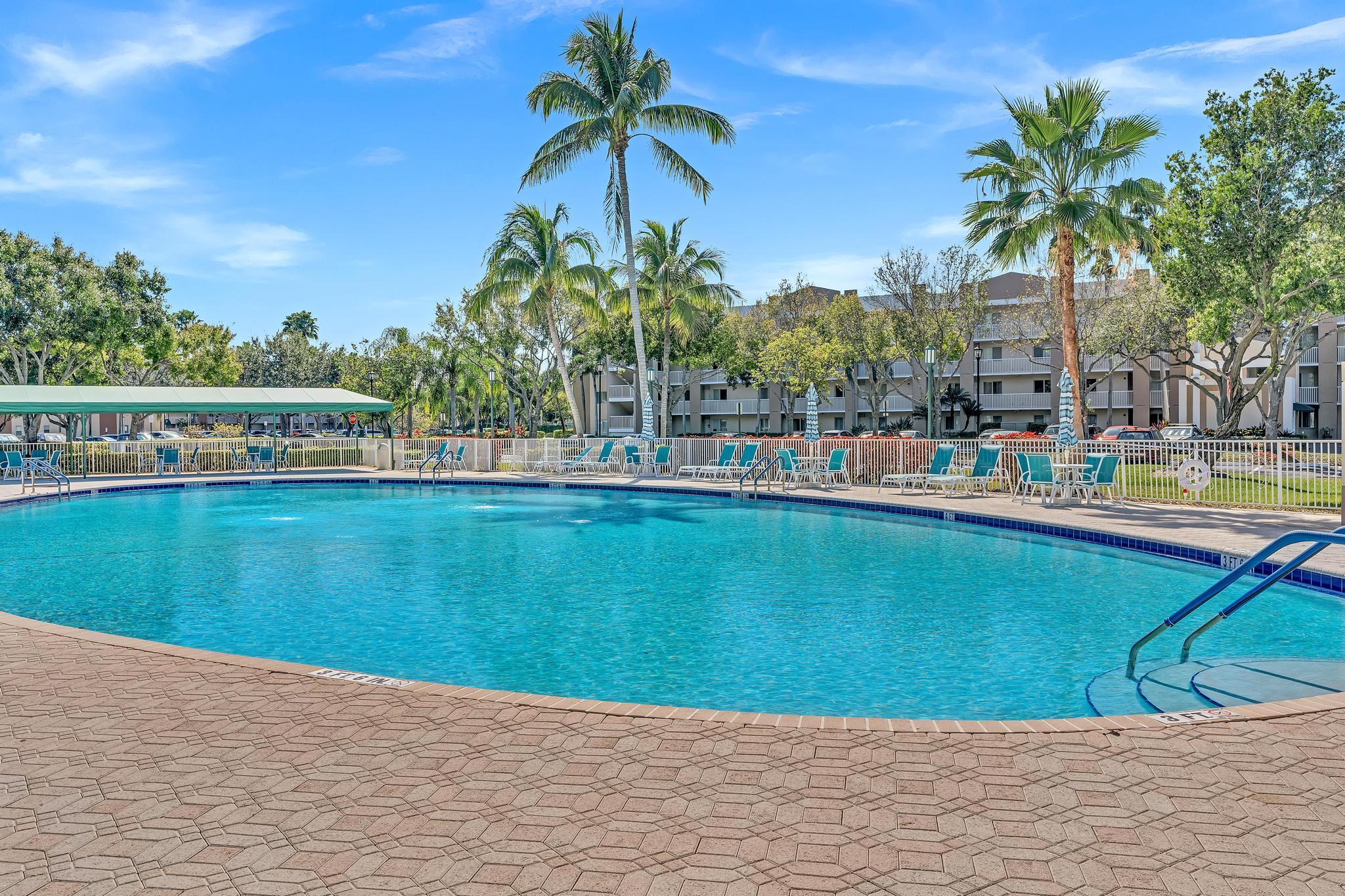 WELDON CONDOMINIUM I - Residential