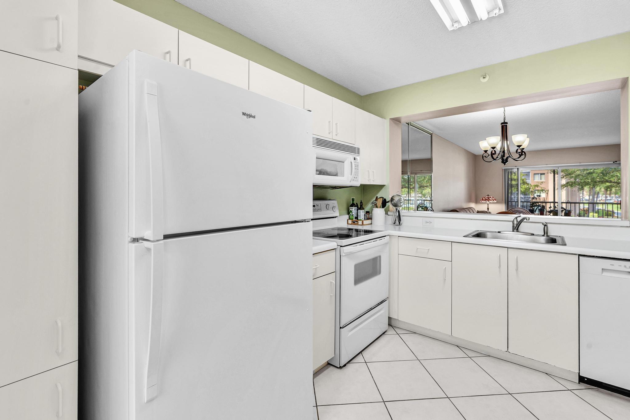 9537 Weldon Circle I213