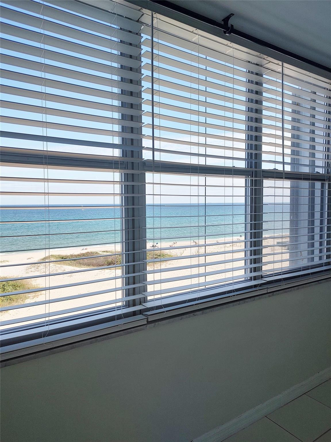 Century Plaza Condo - Residential Lease