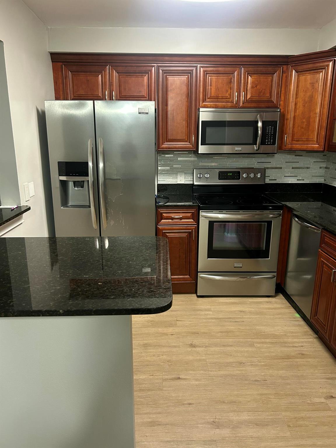 KINGS POINT BRITTANY COND - Residential Lease