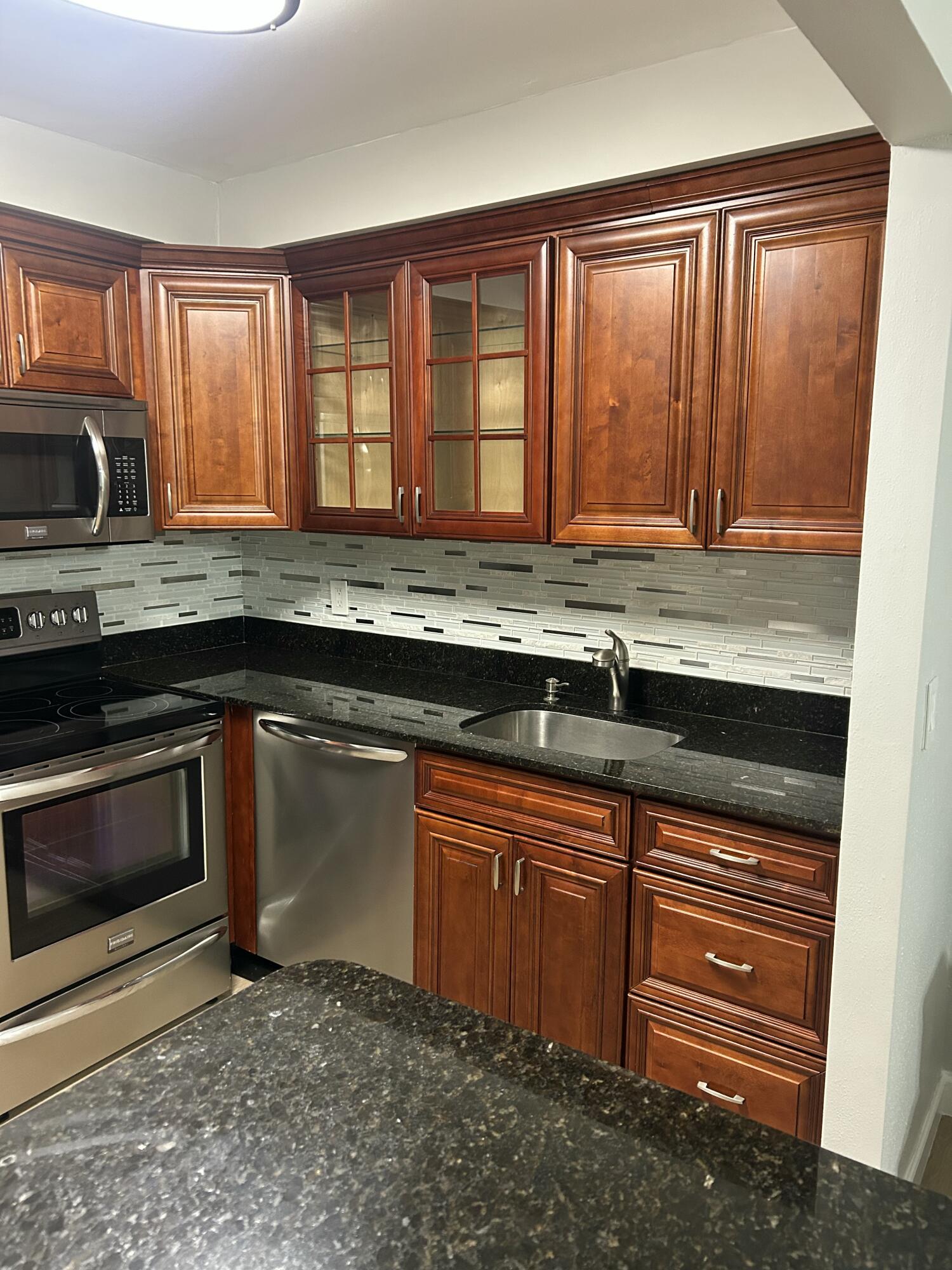 KINGS POINT BRITTANY COND - Residential Lease