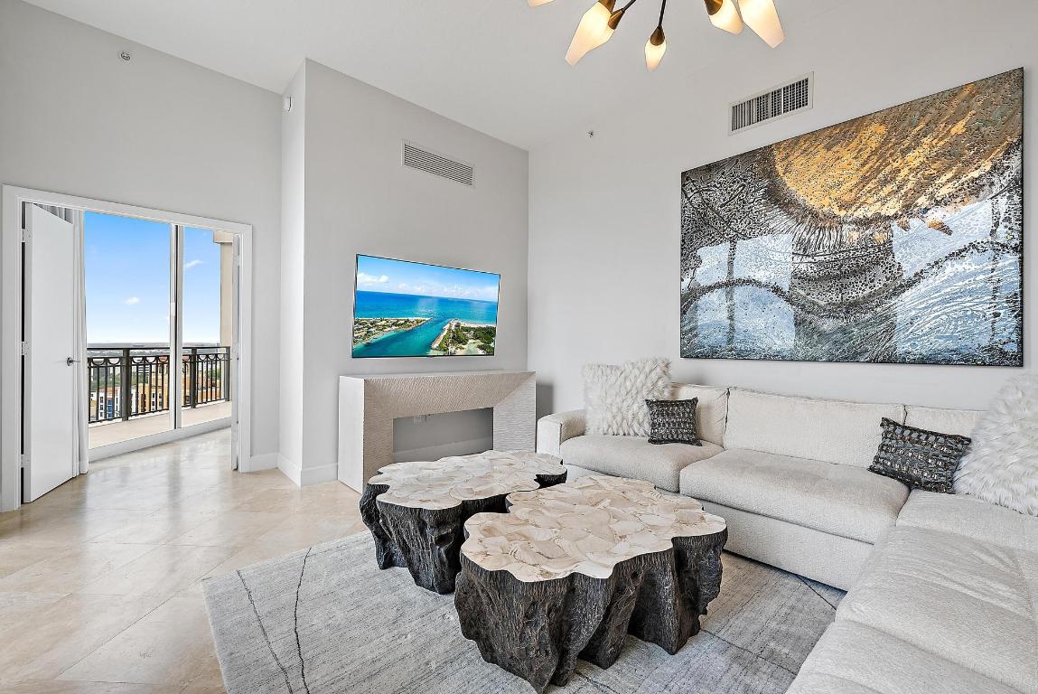 550 Okeechobee Boulevard Uph-11