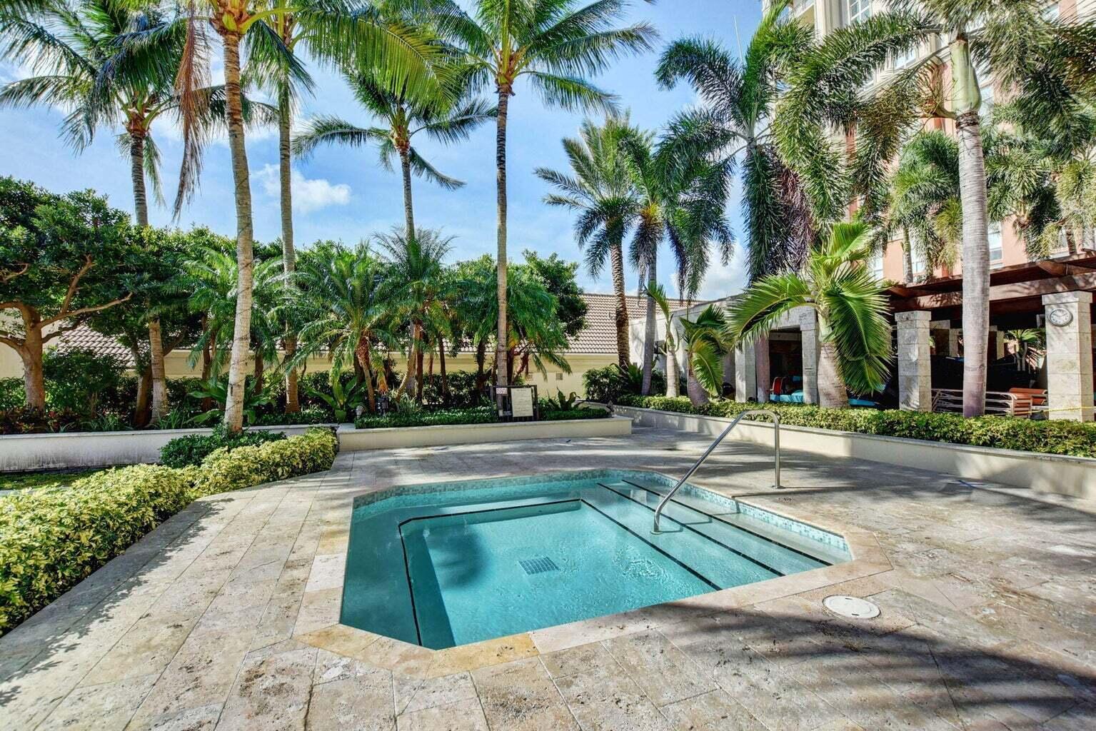 CITYPLACE SOUTH TOWER CON - Residential