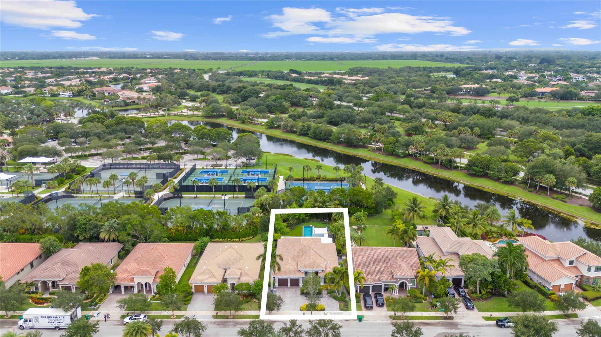 Parkland Golf & Country C - Residential