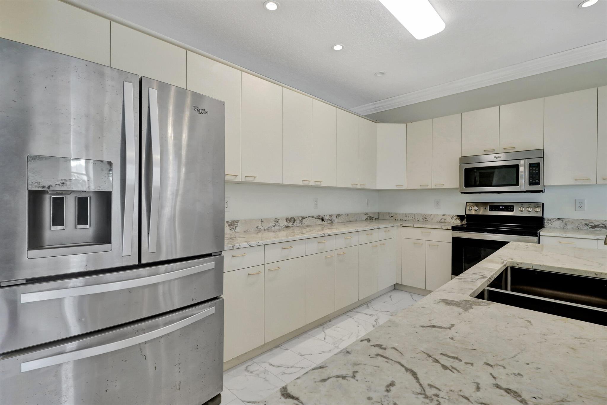 OLYMPIA 1 - Residential