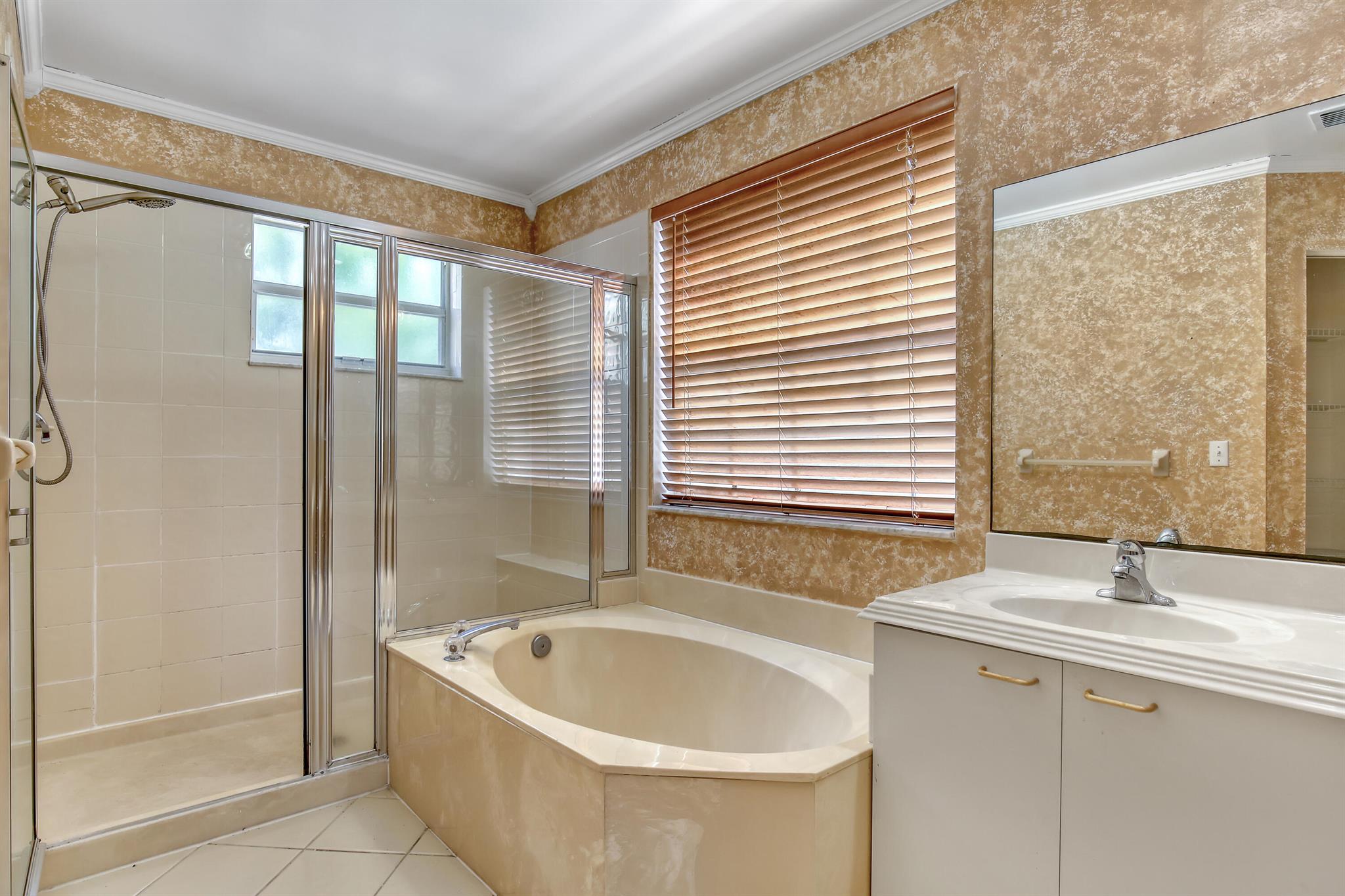 OLYMPIA 1 - Residential