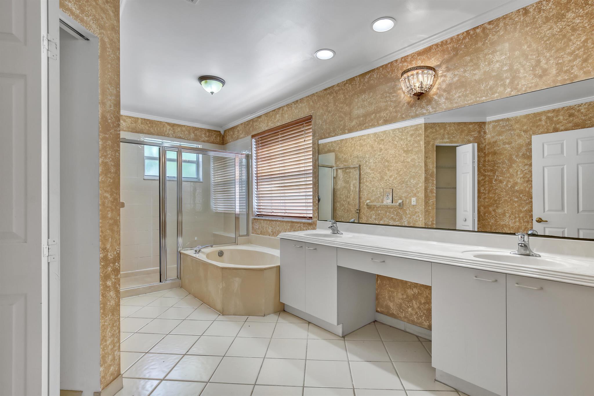 OLYMPIA 1 - Residential