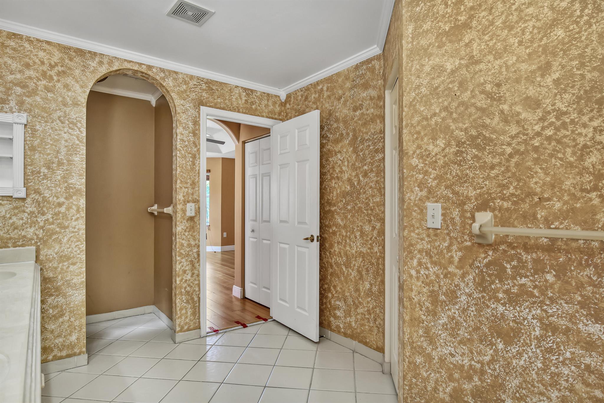 OLYMPIA 1 - Residential