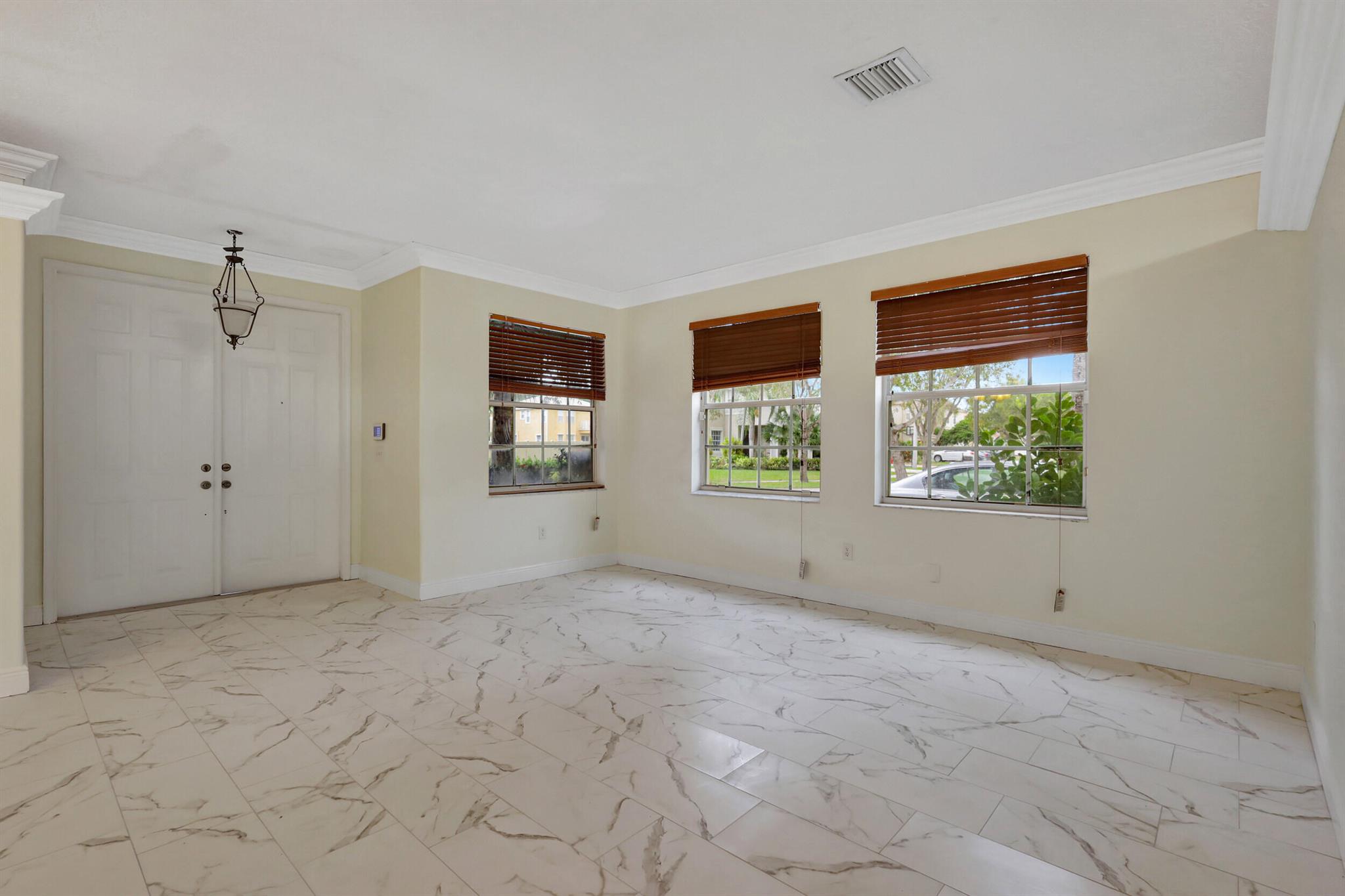 OLYMPIA 1 - Residential