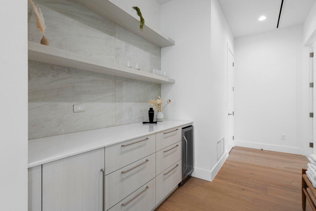 OCEAN HEIGHTS - Residential