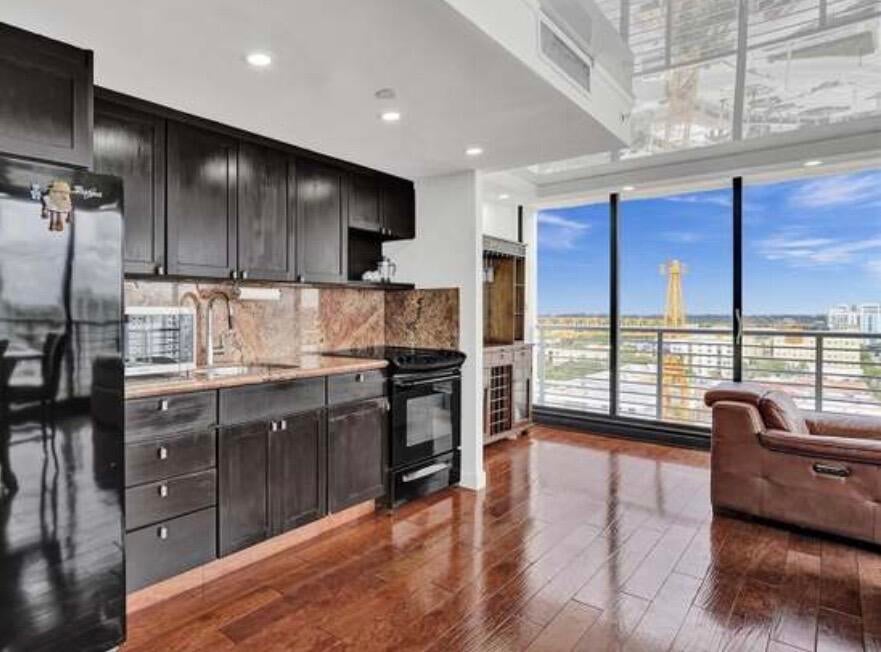 1720 Harrison Street 14h, Hollywood FL 33020