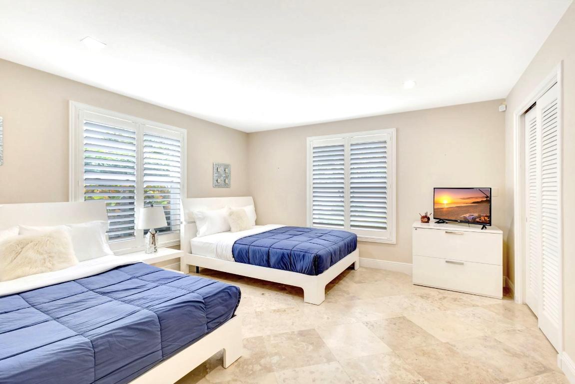 Yacht Harbor Estates - Residential