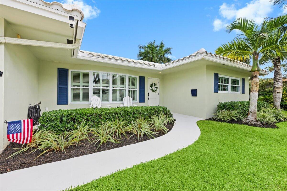 38 SW 10th Avenue