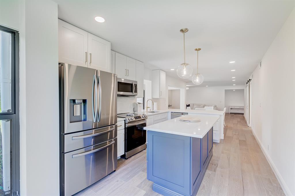 TRADERS CROSSING AT JONATHANS LANDING - Residential