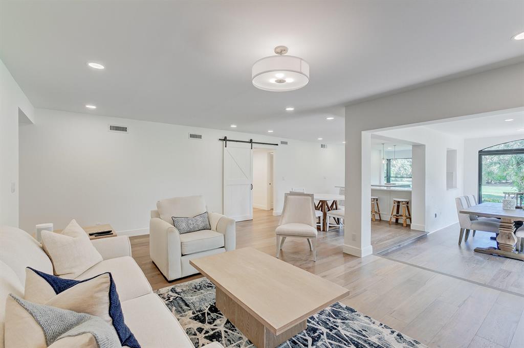 TRADERS CROSSING AT JONATHANS LANDING - Residential