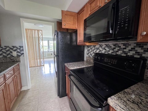 Tiny photo for 1150 E Sample Road #204, Pompano Beach, FL 33064 (MLS # B26027841)