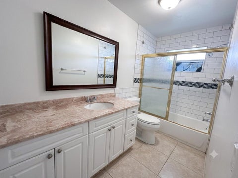 Tiny photo for 1150 E Sample Road #204, Pompano Beach, FL 33064 (MLS # B26027841)