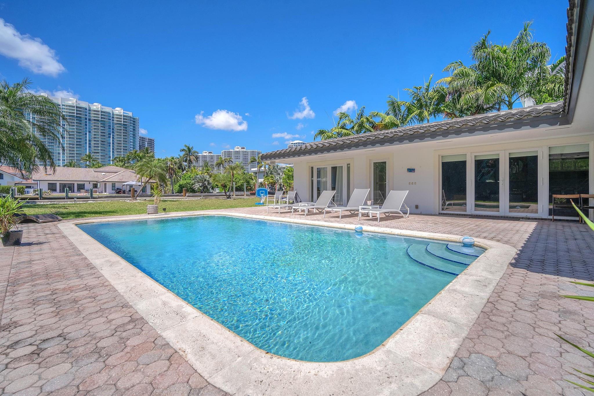 Golden Beach Sec E - Residential