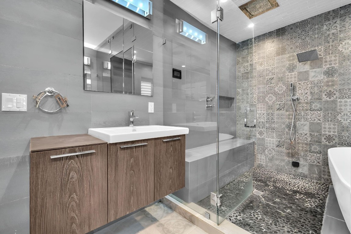 Golden Beach Sec E - Residential