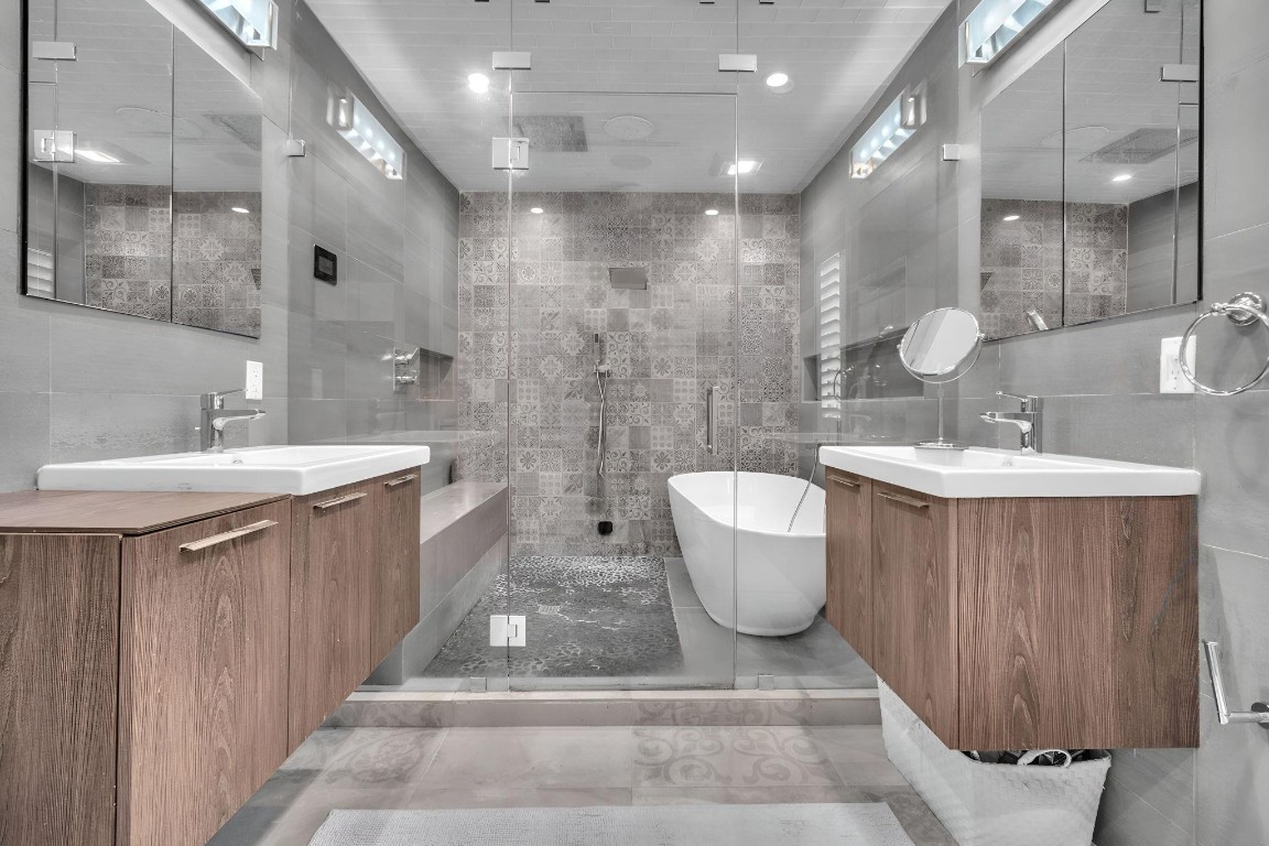 Golden Beach Sec E - Residential