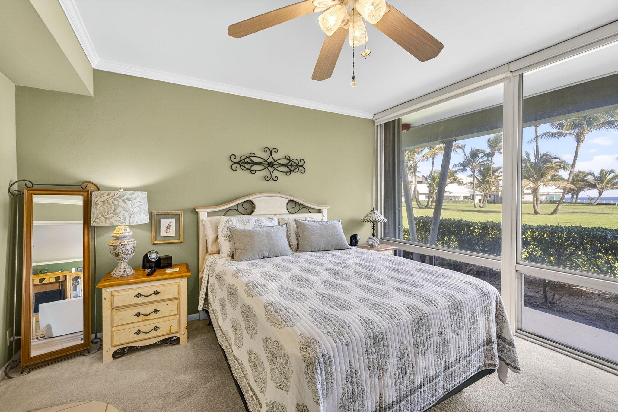 SEA CLUB OF HILLSBORO BEA - Residential