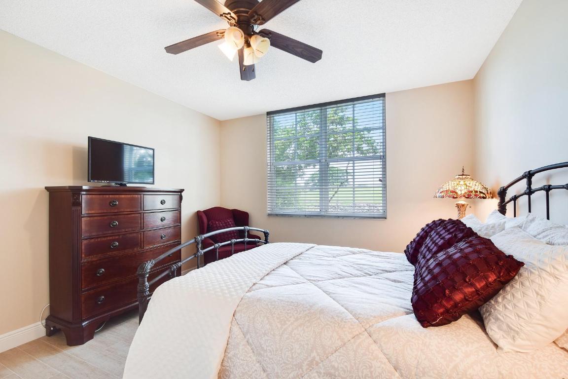 ST ANDREWS AT THE POLO CLUB - Residential Lease