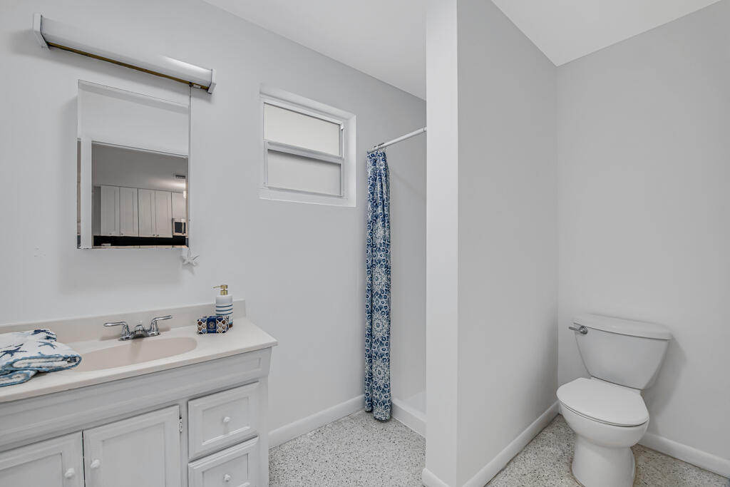 NORTH LAKE WORTH - Residential