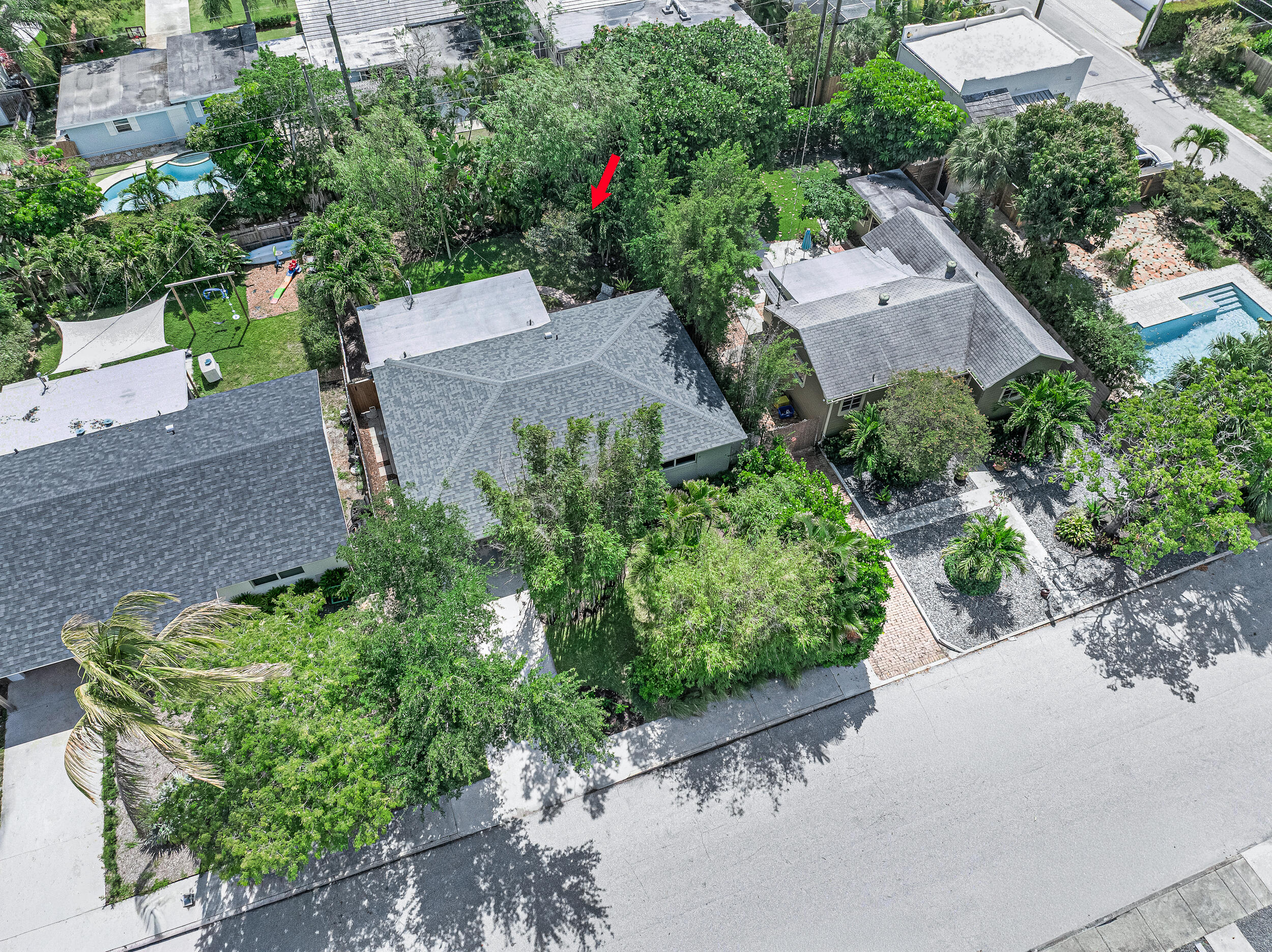 NORTH LAKE WORTH - Residential