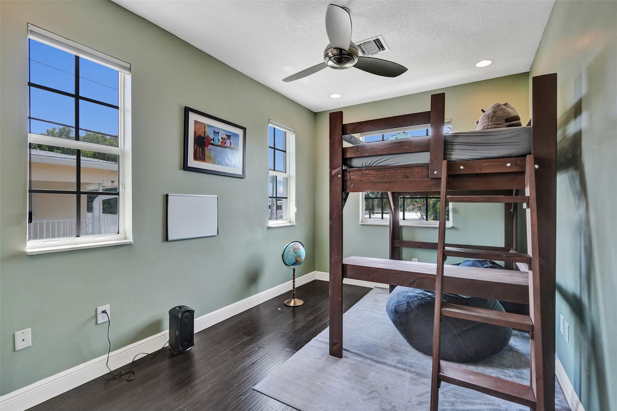 Riverside Townhomes - Residential