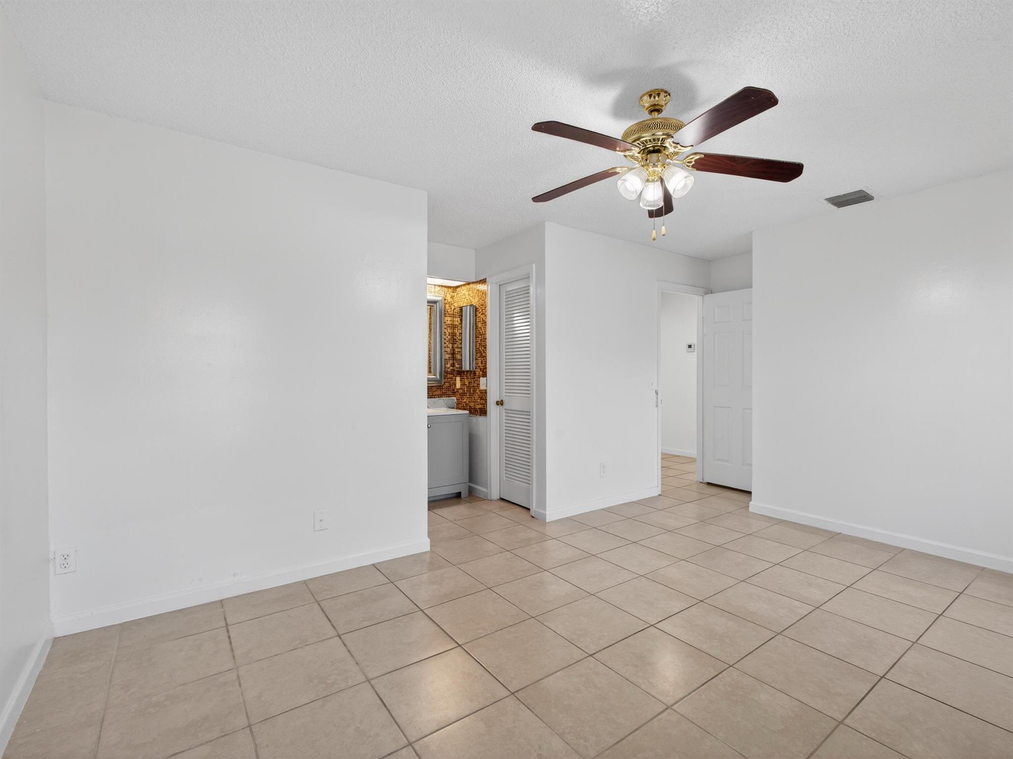 SIERRA WOODS CONDO - Residential