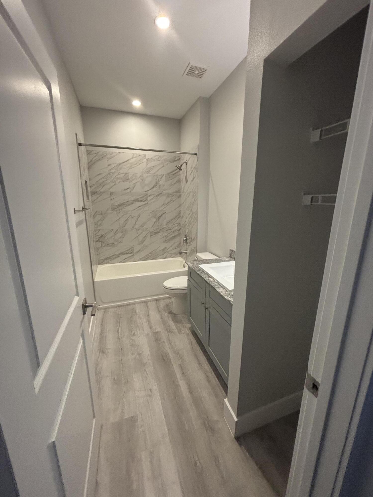 WEST SIDE HEIGHTS DELRAY - Residential