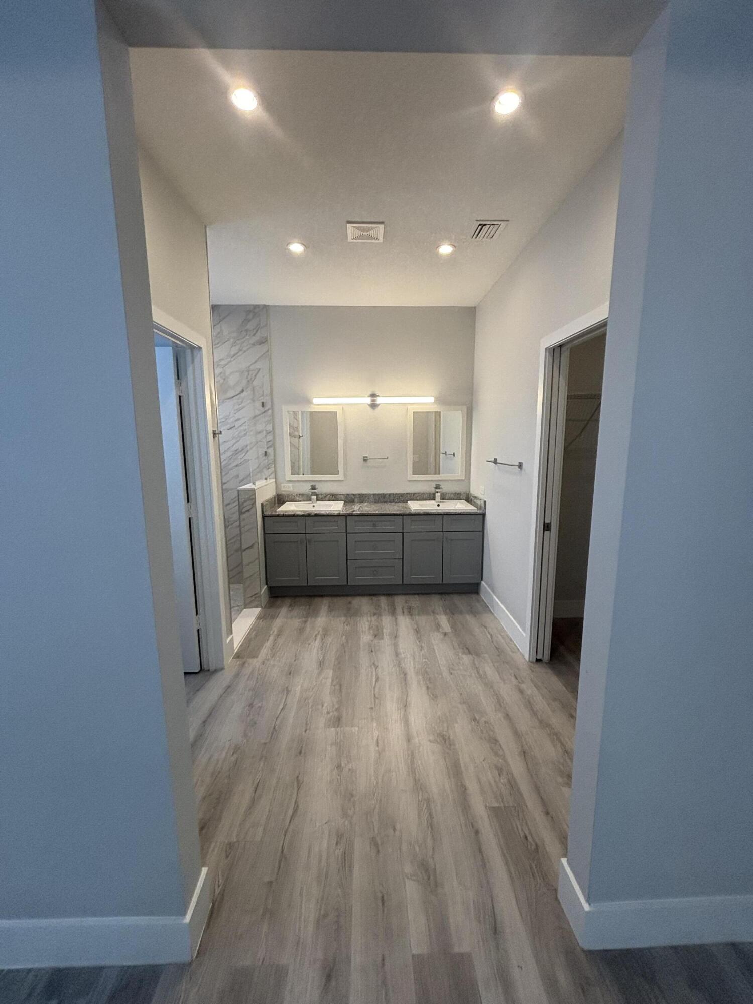 WEST SIDE HEIGHTS DELRAY - Residential