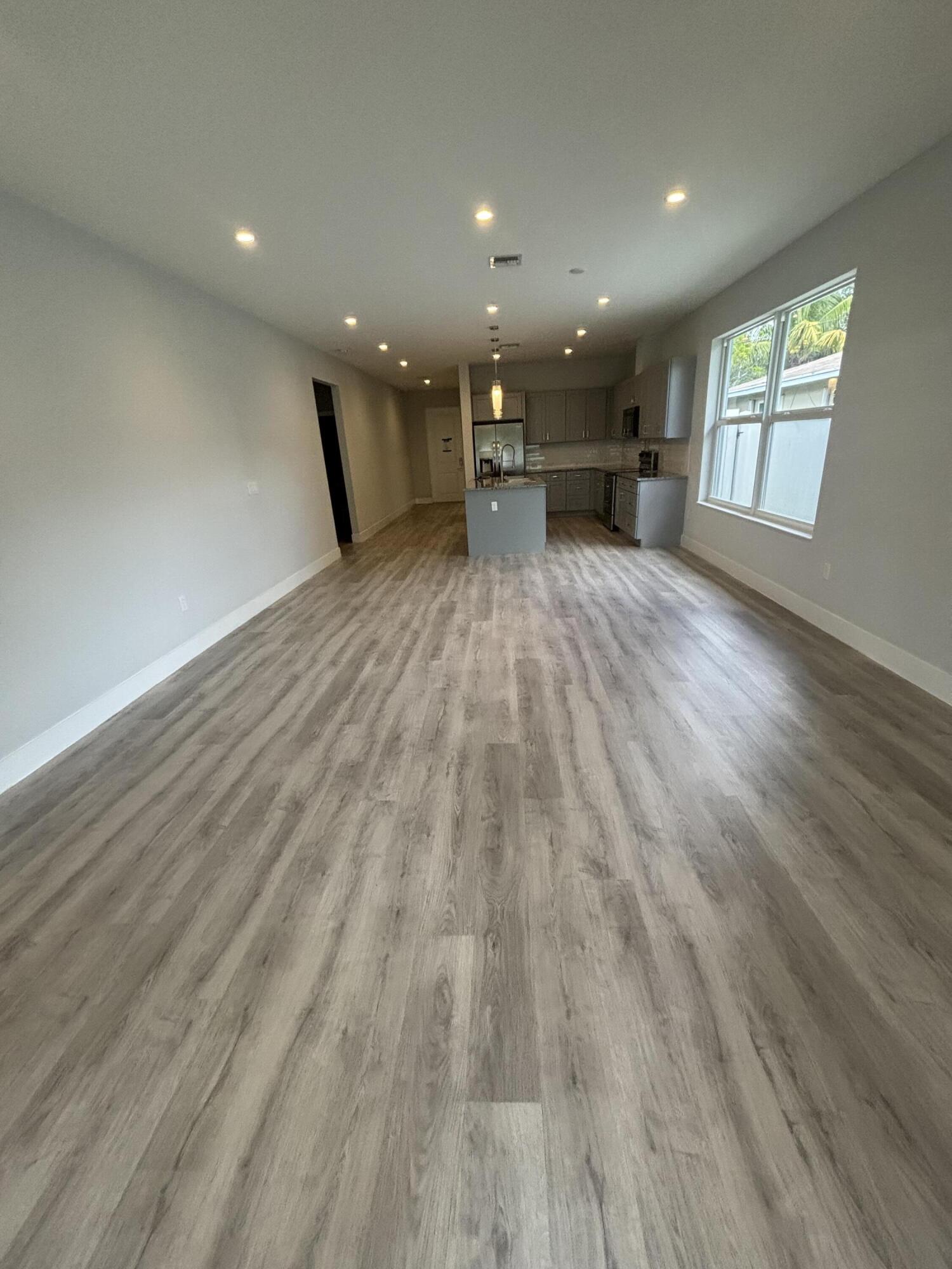 WEST SIDE HEIGHTS DELRAY - Residential