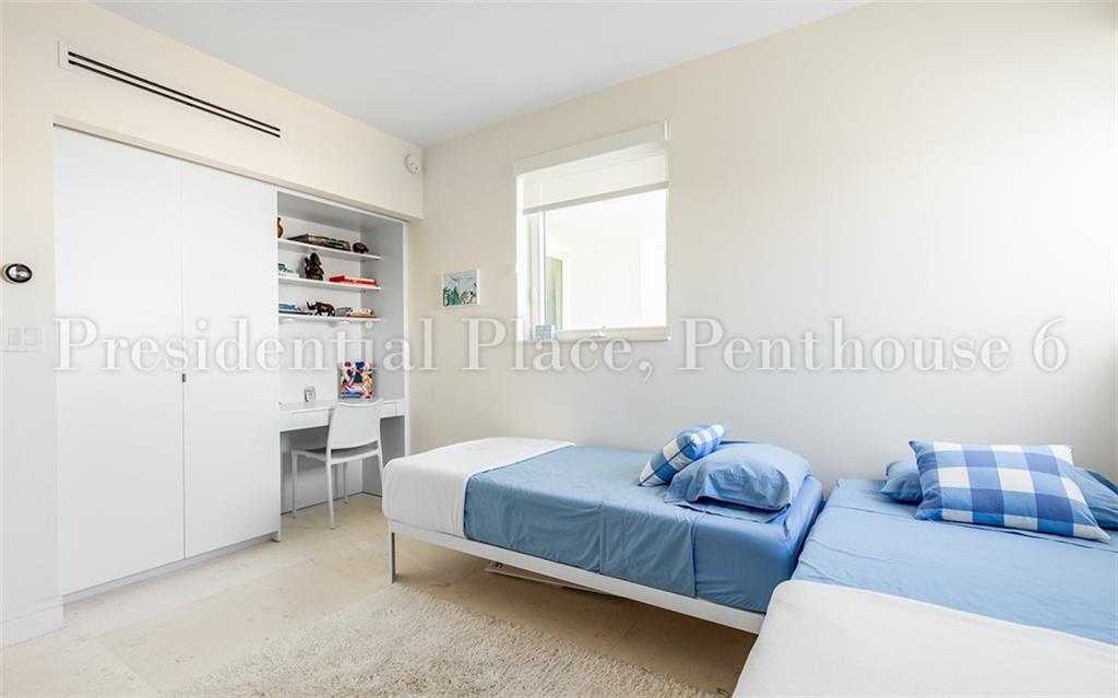 PRESIDENTIAL PLACE - Residential