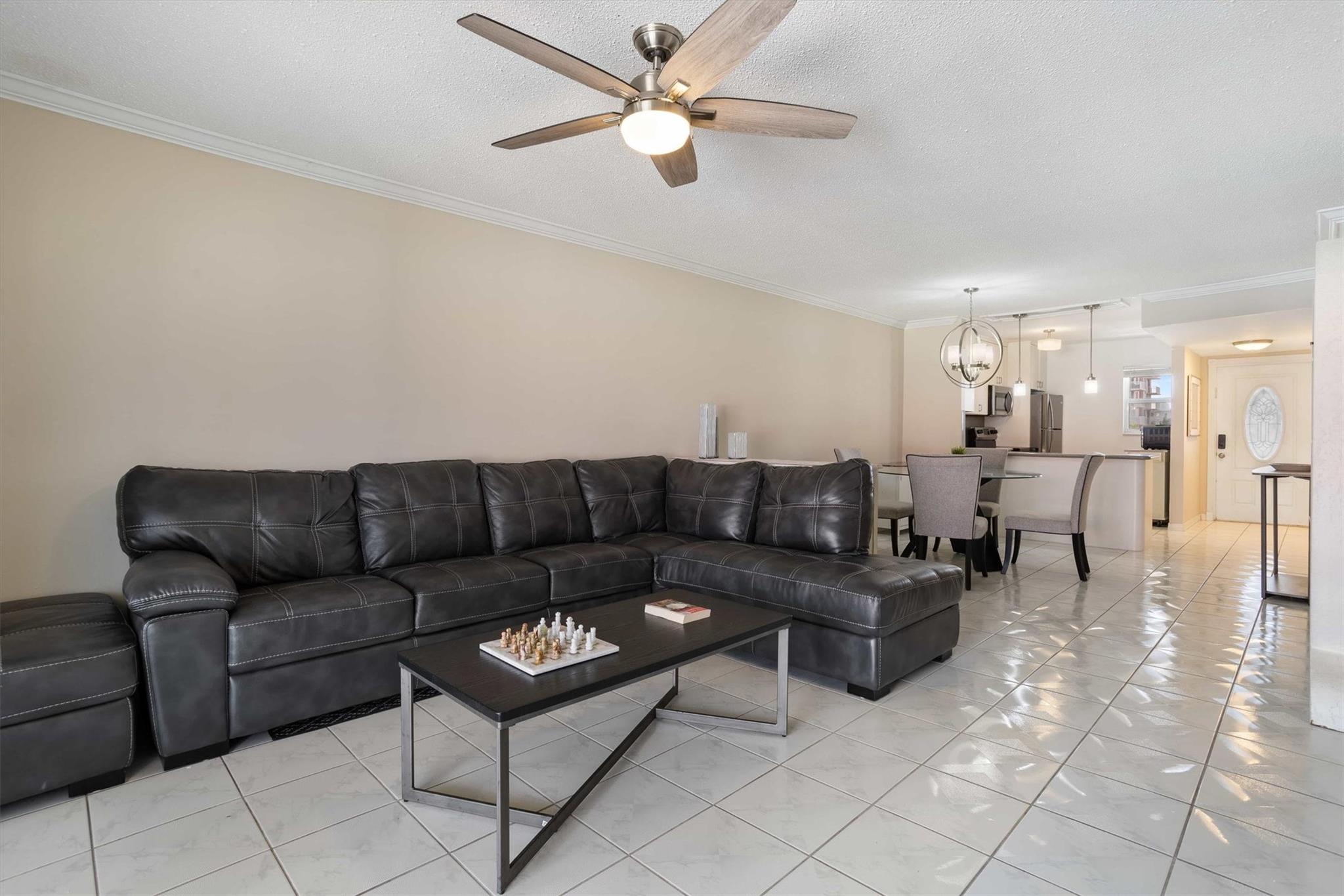 RIVIERA APTS - Residential