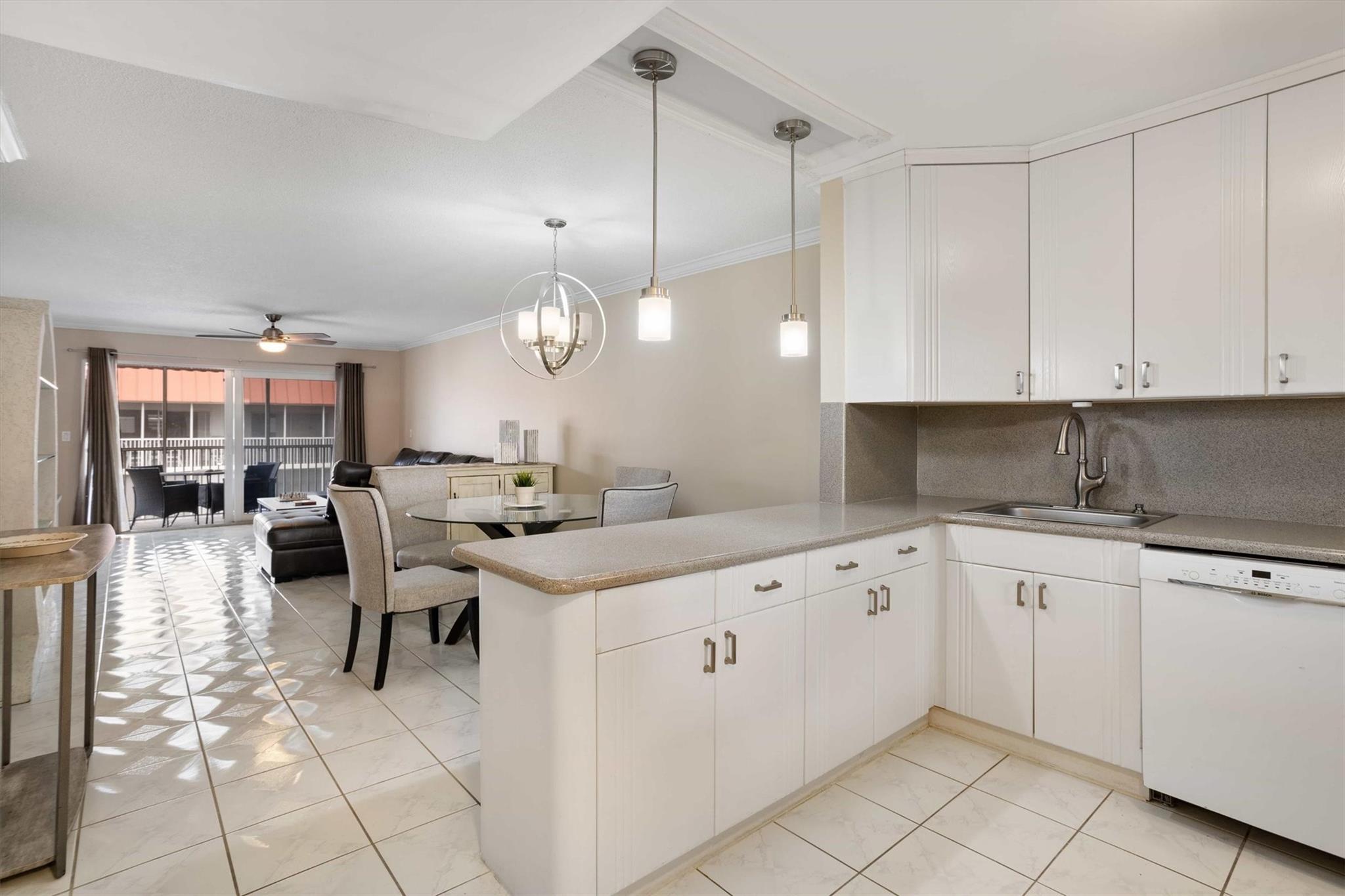 RIVIERA APTS - Residential