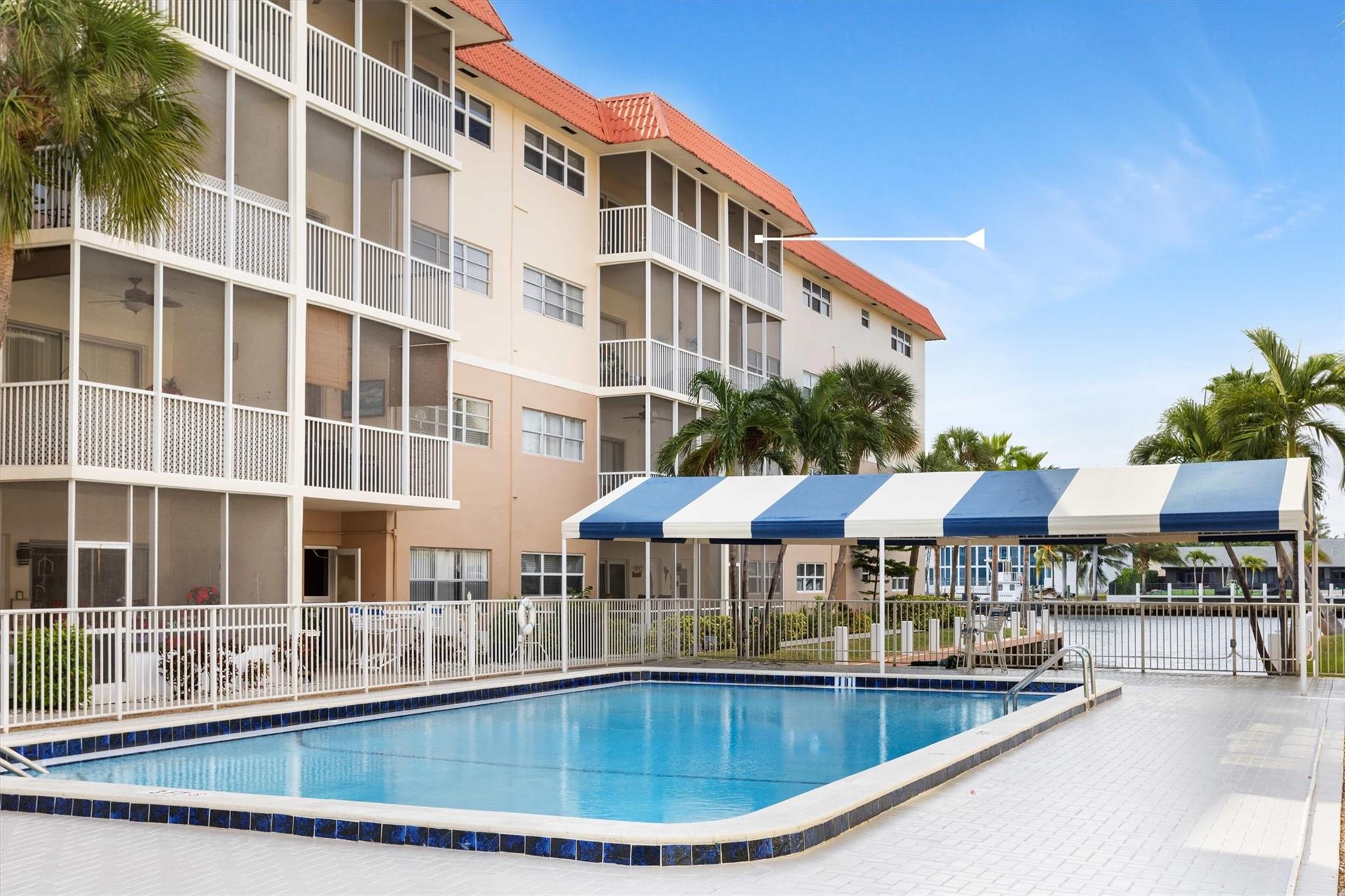 RIVIERA APTS - Residential