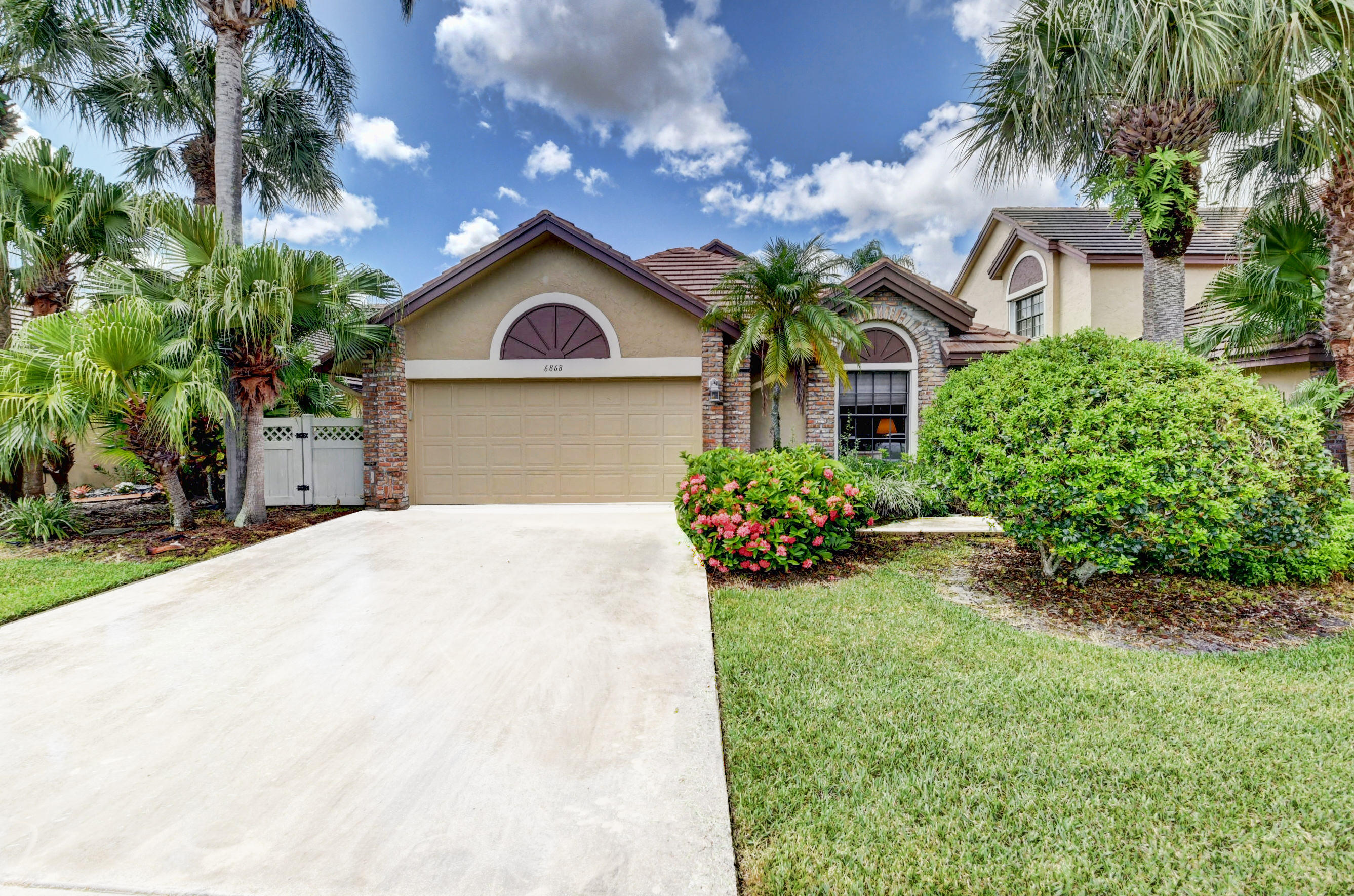 ABERDEEN 3 - Residential