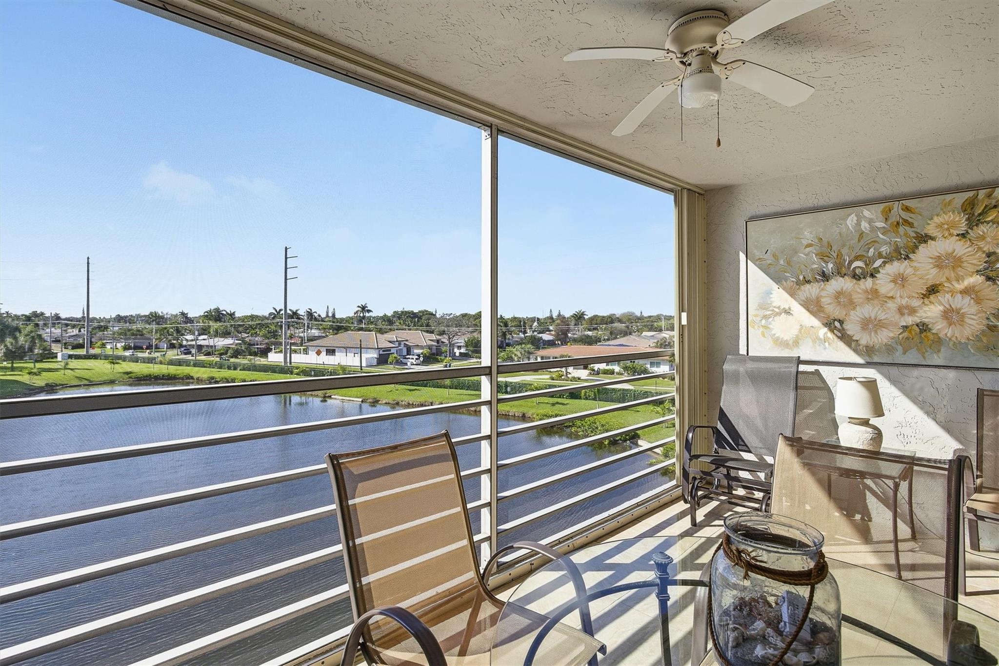 MEADOWBROOK LAKE - Residential